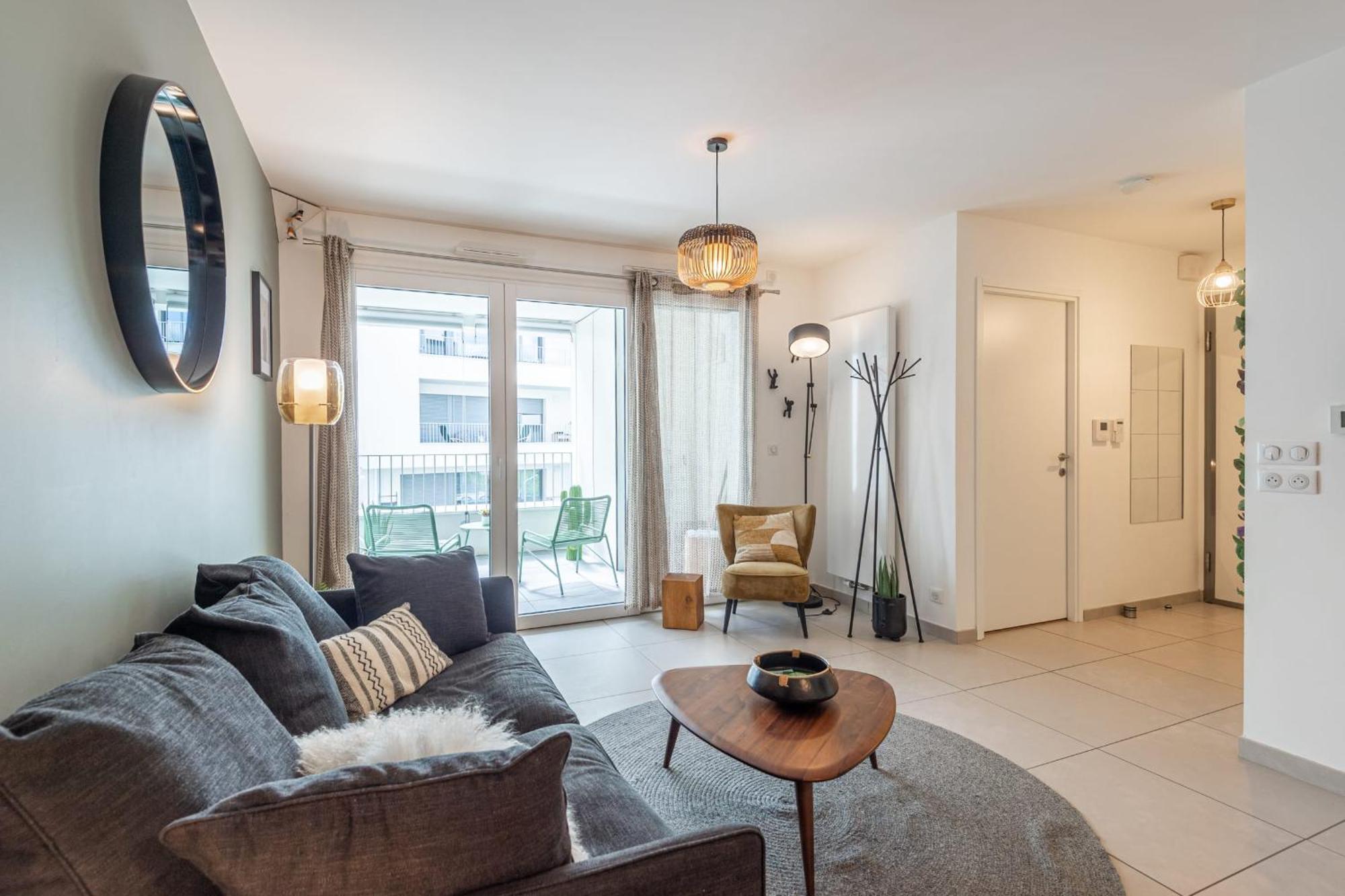 L'Interprete 405 4 - Apartment With Terrace Annecy Eksteriør billede
