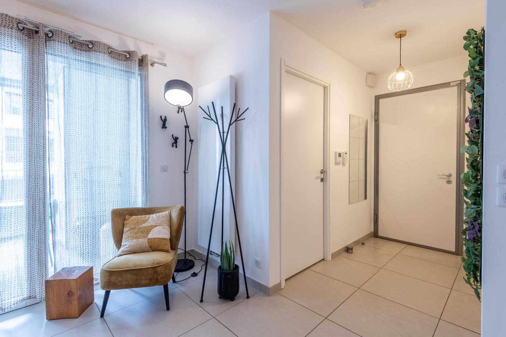 L'Interprete 405 4 - Apartment With Terrace Annecy Eksteriør billede