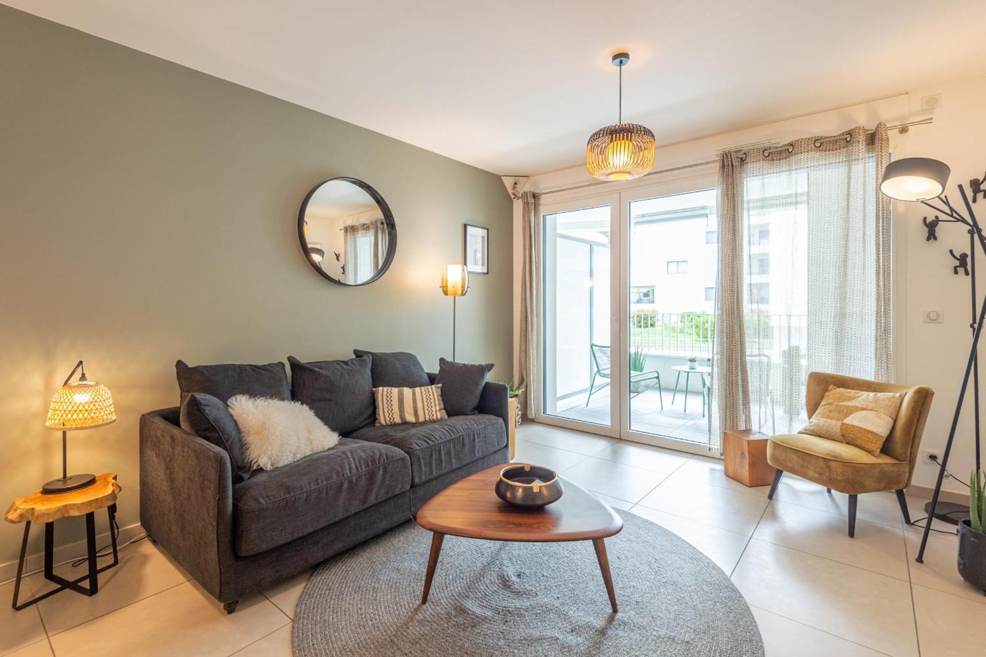 L'Interprete 405 4 - Apartment With Terrace Annecy Eksteriør billede